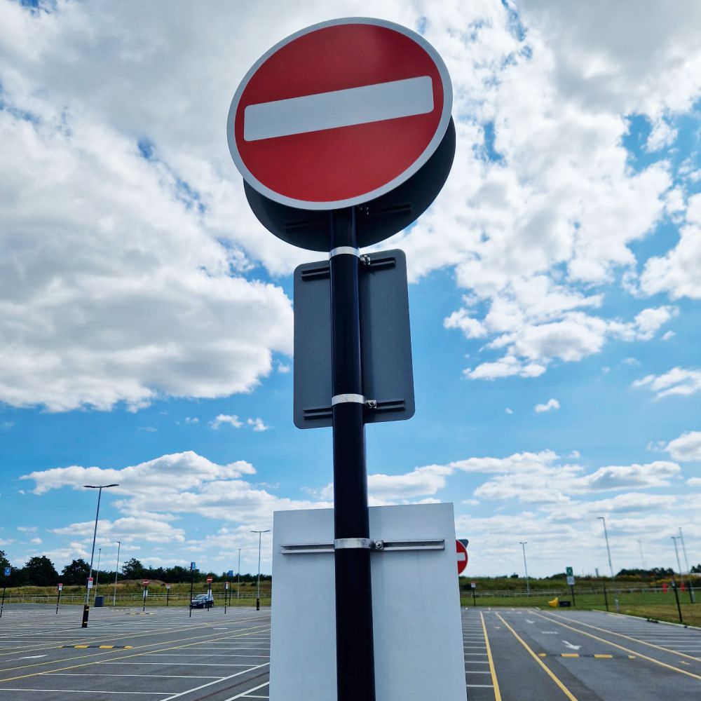 76mm Black Aluminium Powder Coat Sign Posts Sign Making Supplies